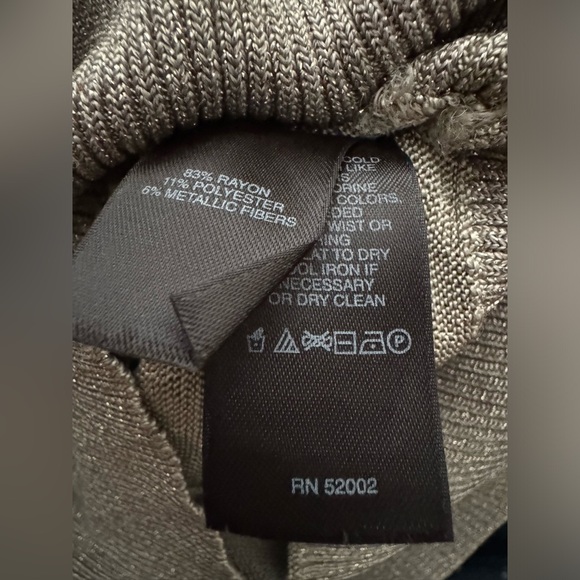 City UNLTD Vintage Silver spaghetti strap Cami tank w/ buttons M very cute!!! - Picture 4 of 4